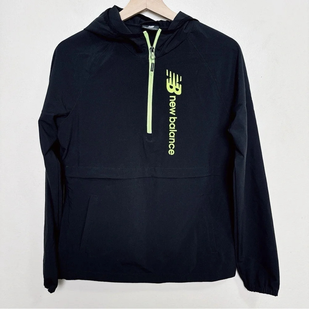 New Balance Womens Small Quarter Zip Light Weight Pullover Black Color